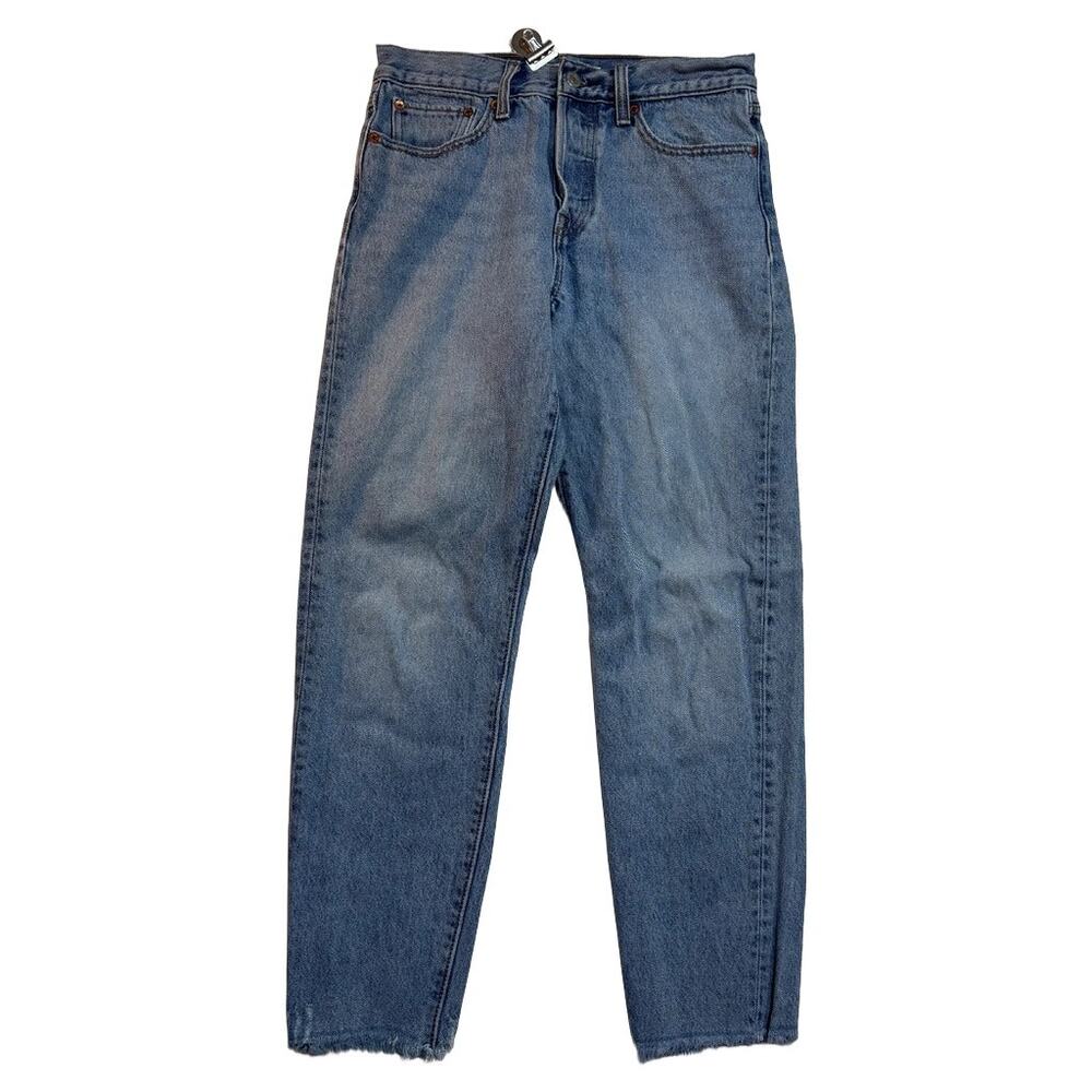 Levi’s Premium Wedgie Straight Jeans Women’s 27 High Rise Raw Hem Light Wash